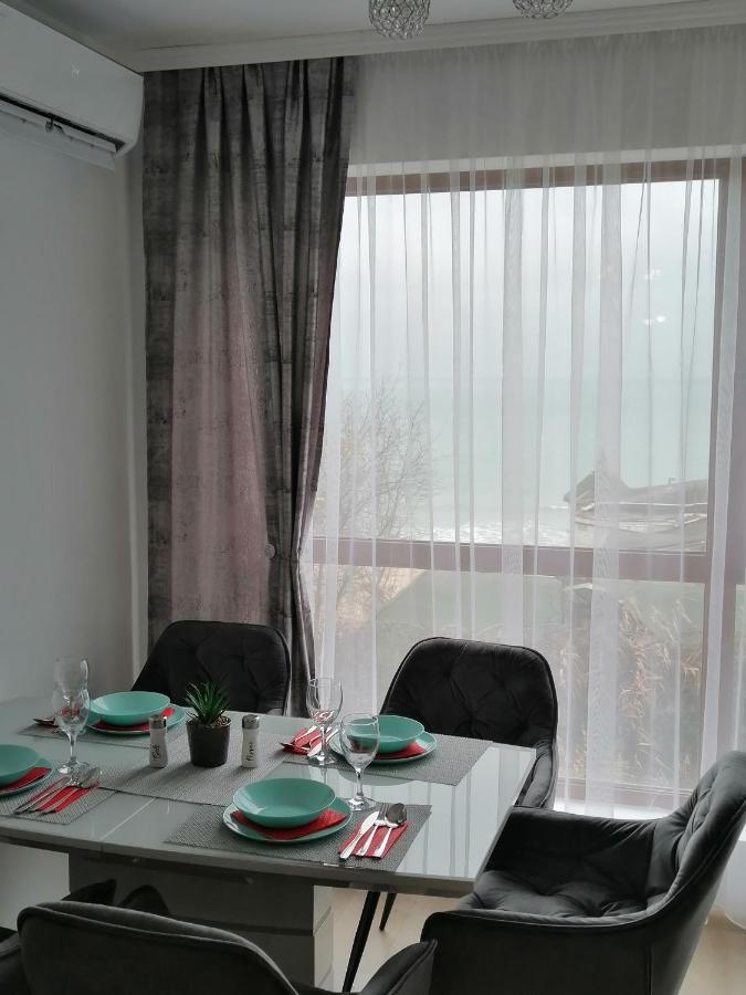 Relax Apartament Varna Exterior photo
