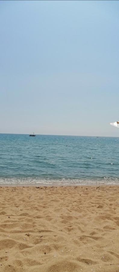 Relax Apartament Varna Exterior photo